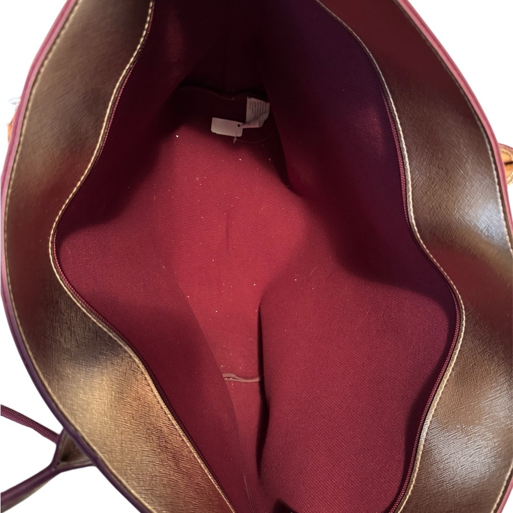 Elegant Metallic Tote Bag - Picture 8 of 9